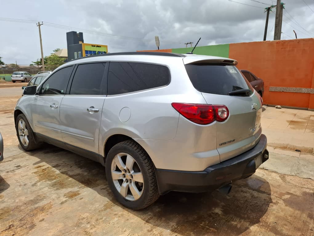 Car Image 4