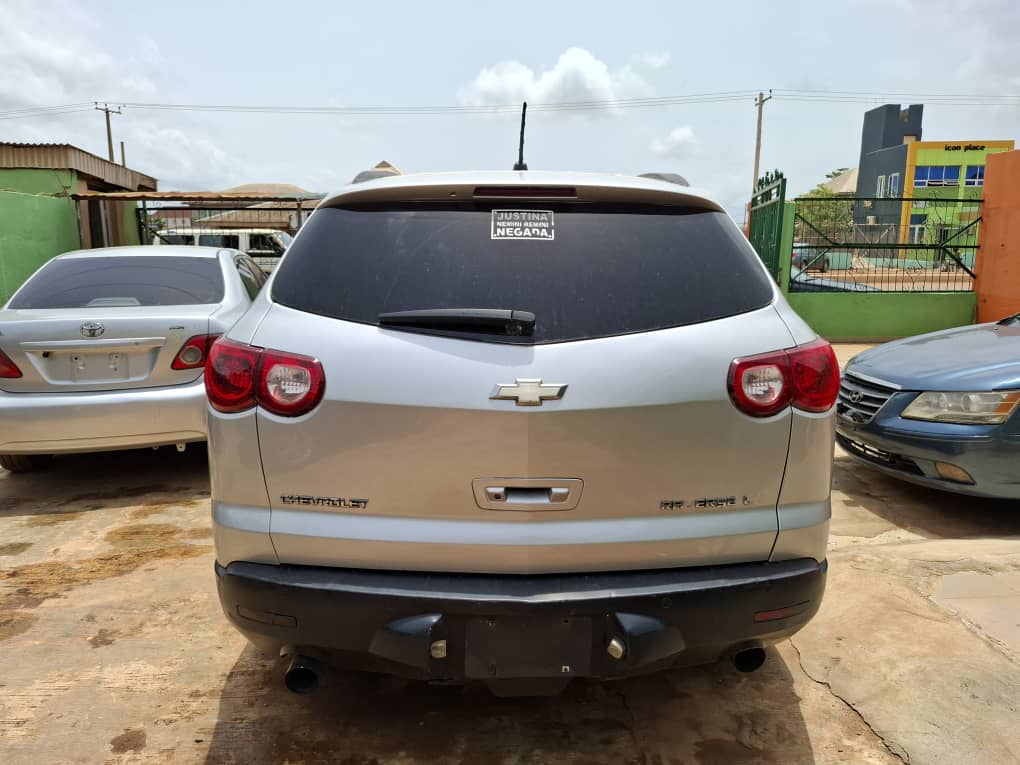 Car Image 9