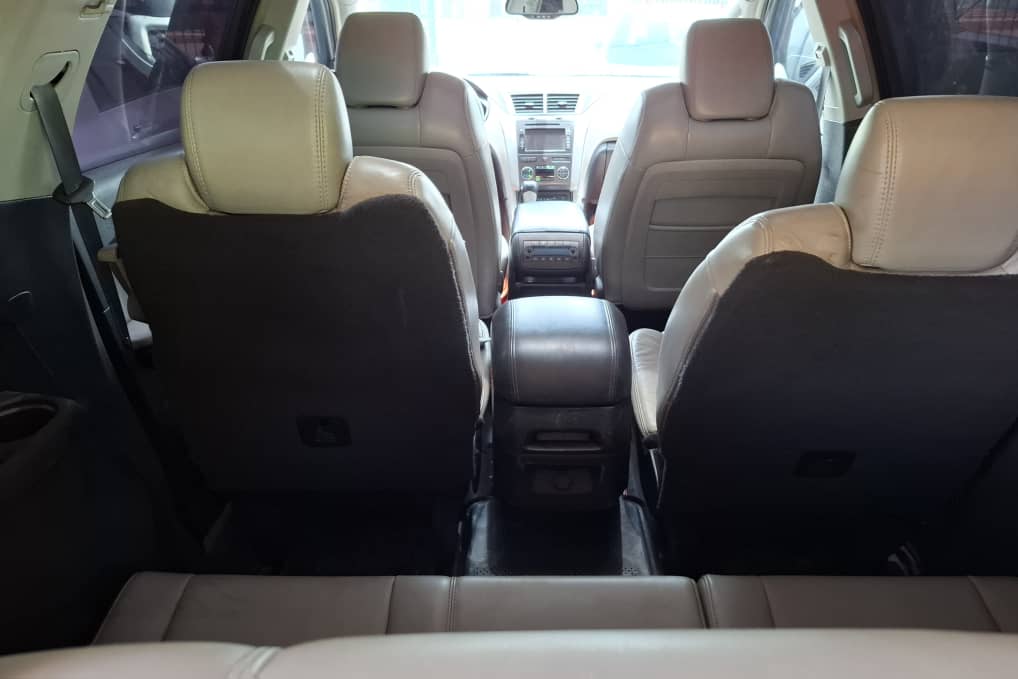 Car Image 8