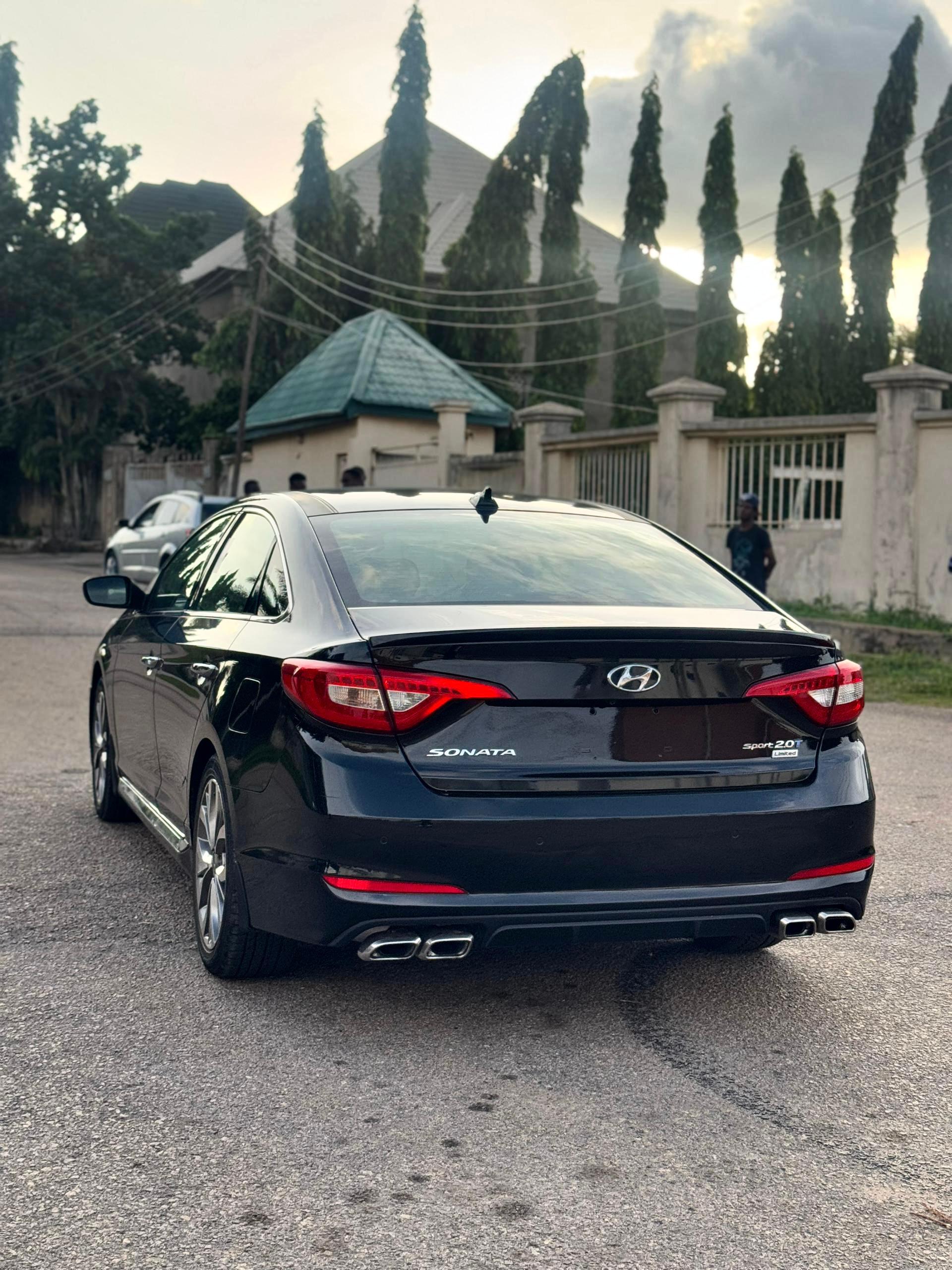 Car Image 6