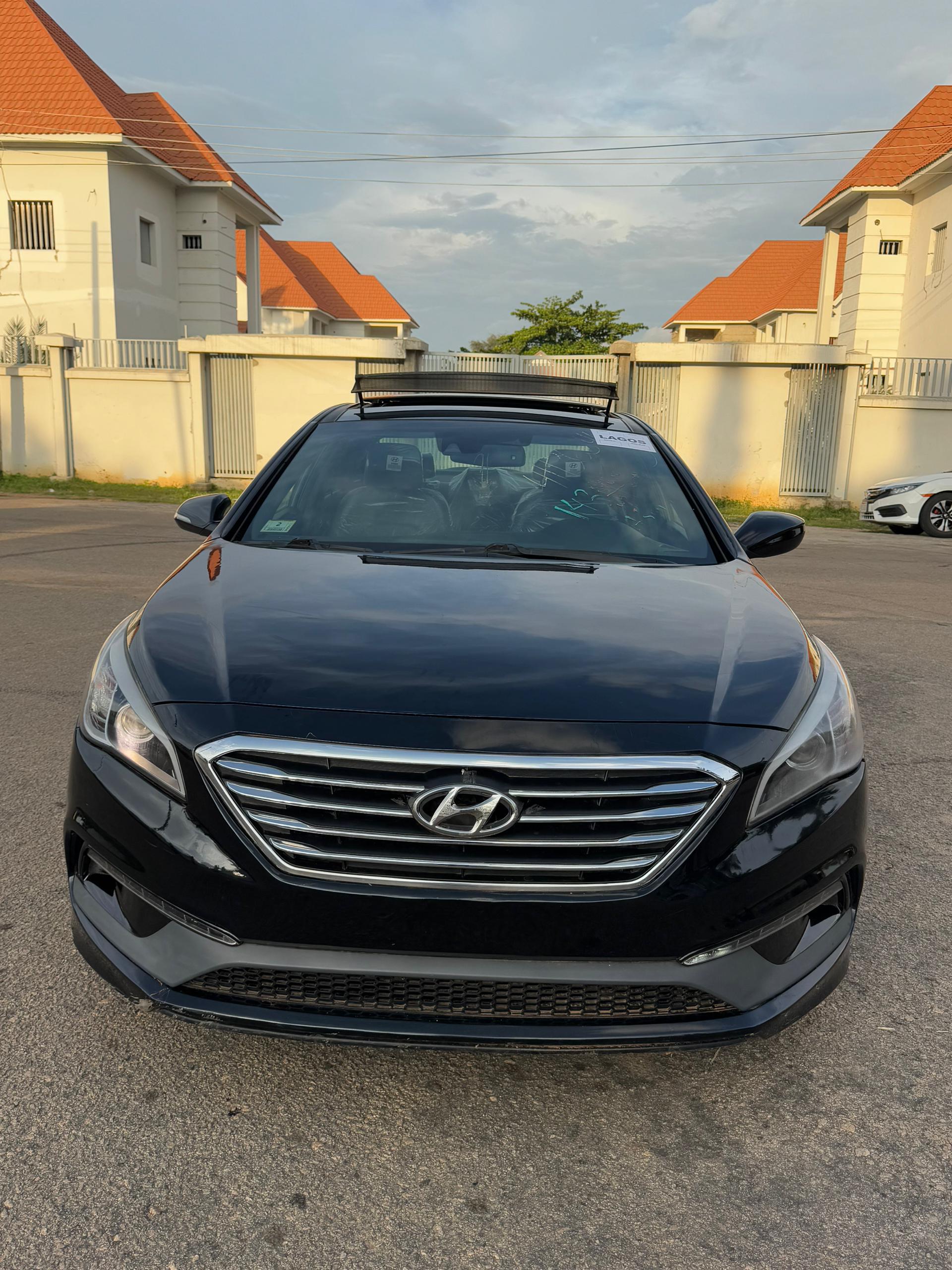 Car Image 3