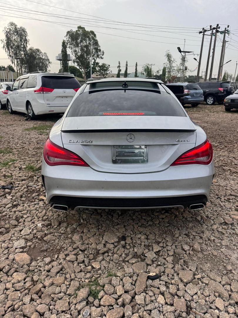 Car Image 11