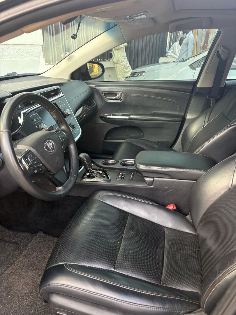Car Image 3