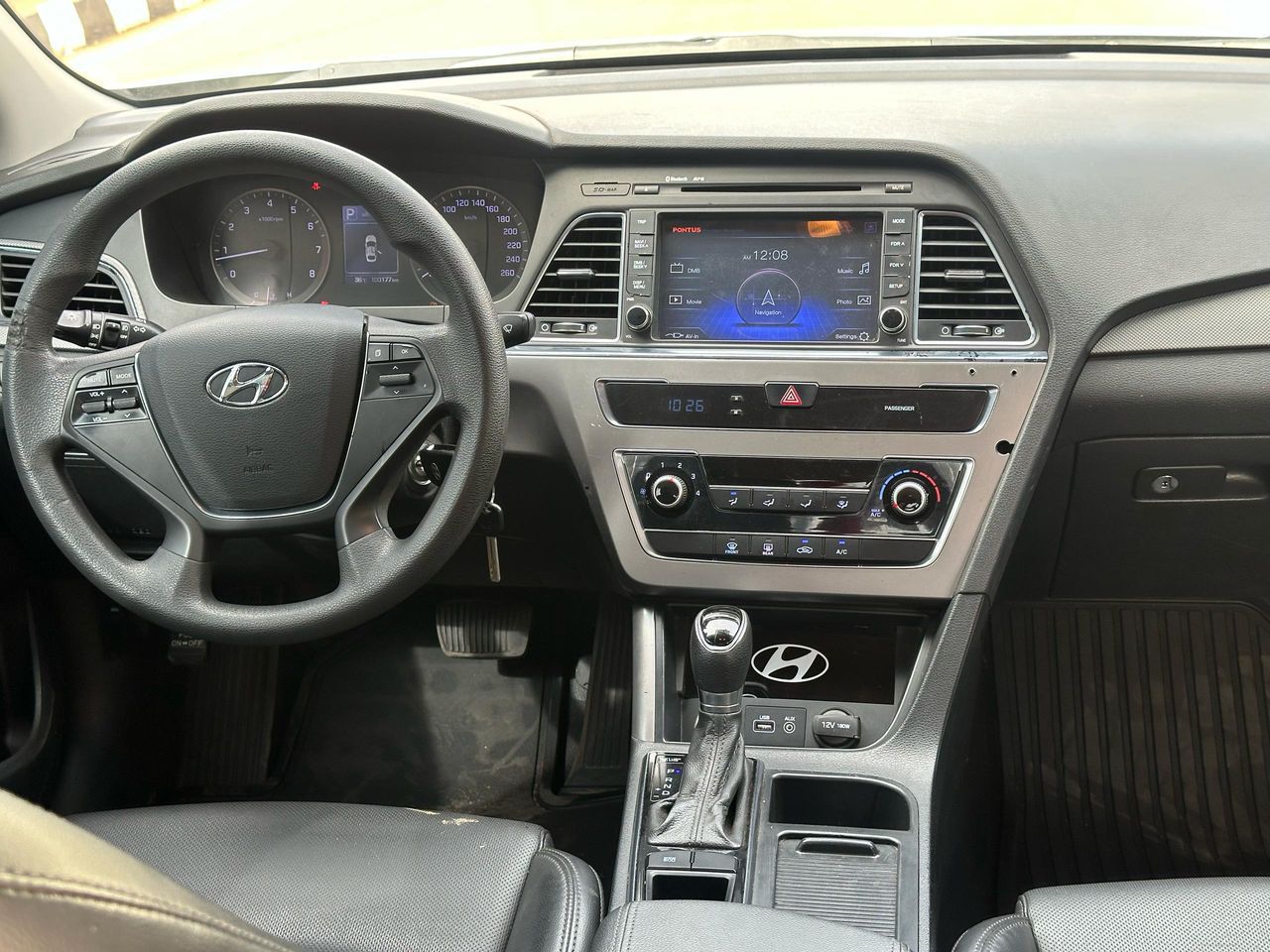 Car Image 3