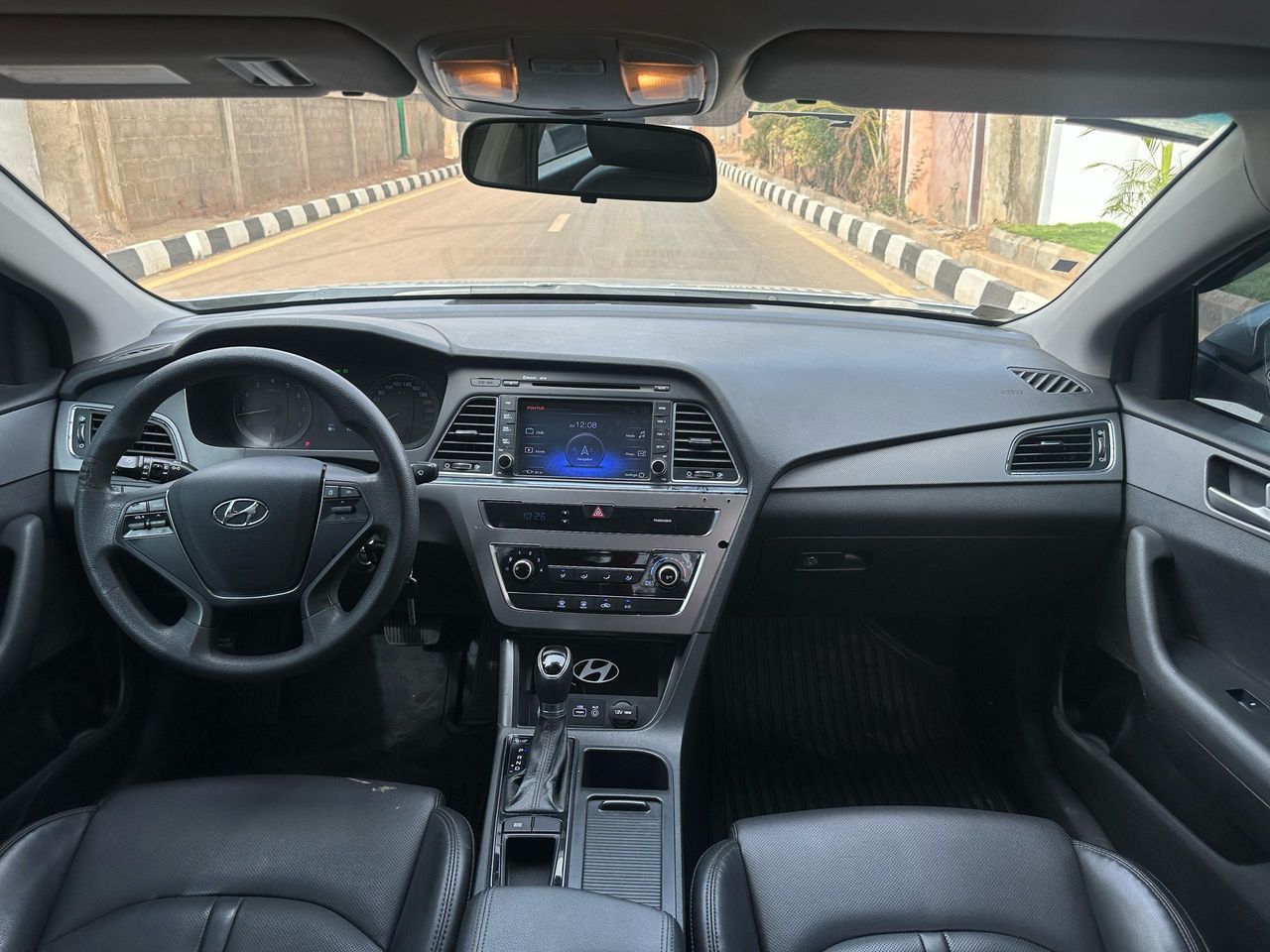 Car Image 4