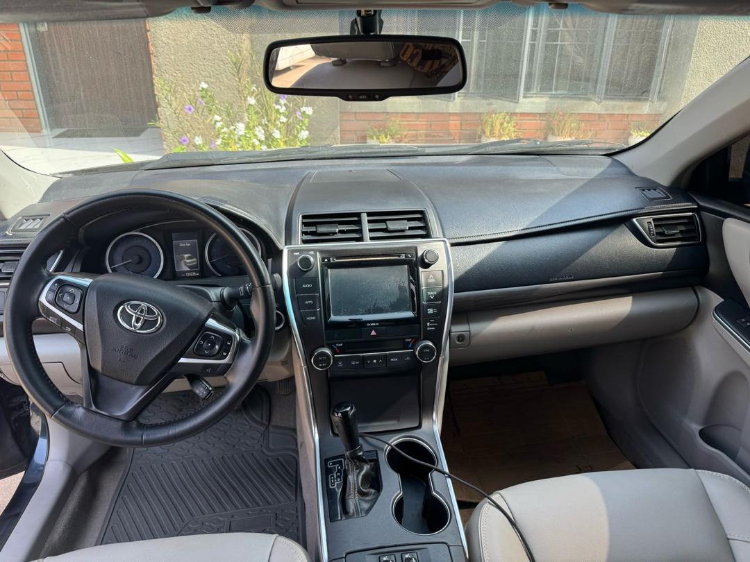 Car Image 5