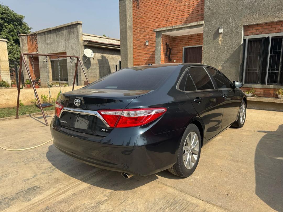Car Image 6