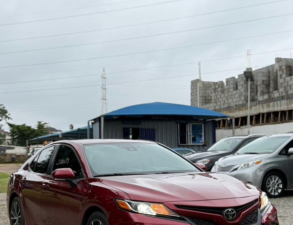 FOREIGN USED 2019 TOYOTA CAMRY SE FOR SALE