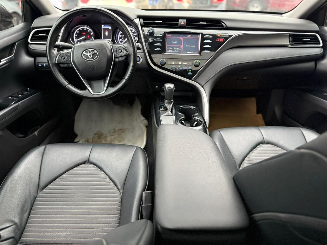 Car Image 5