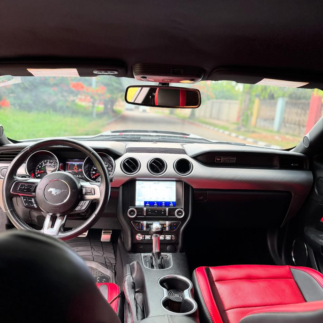Car Image 5