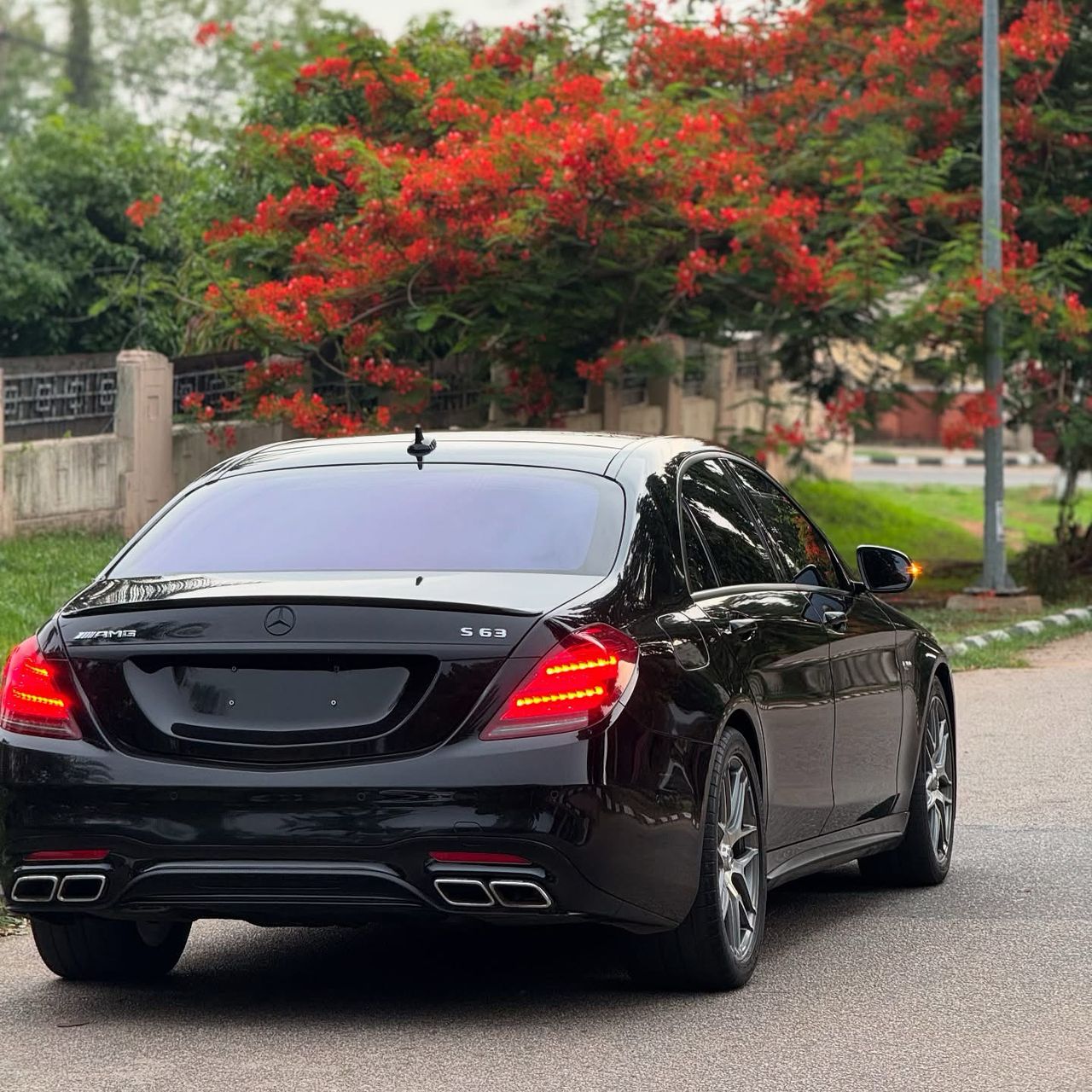 Car Image 8