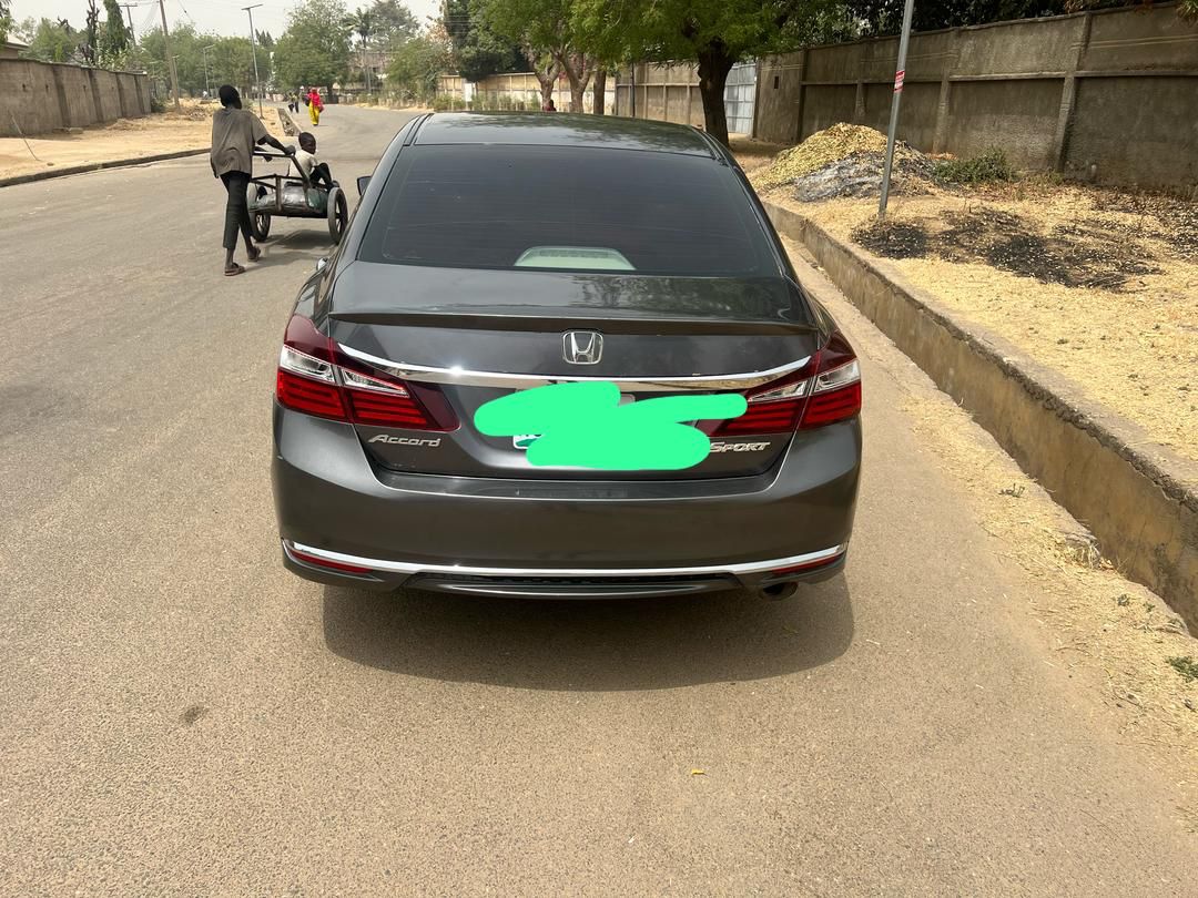 Car Image 4