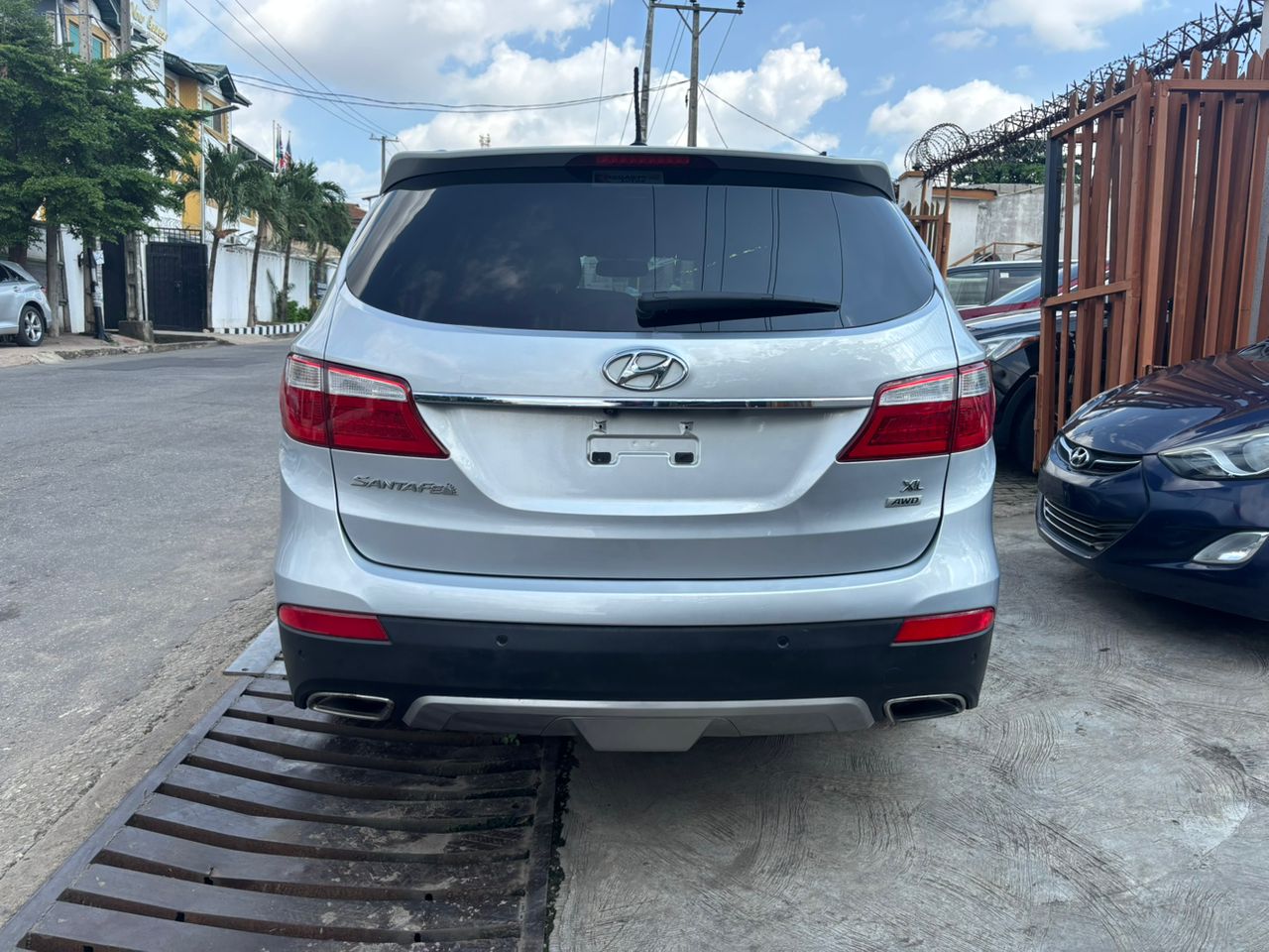 Car Image 5