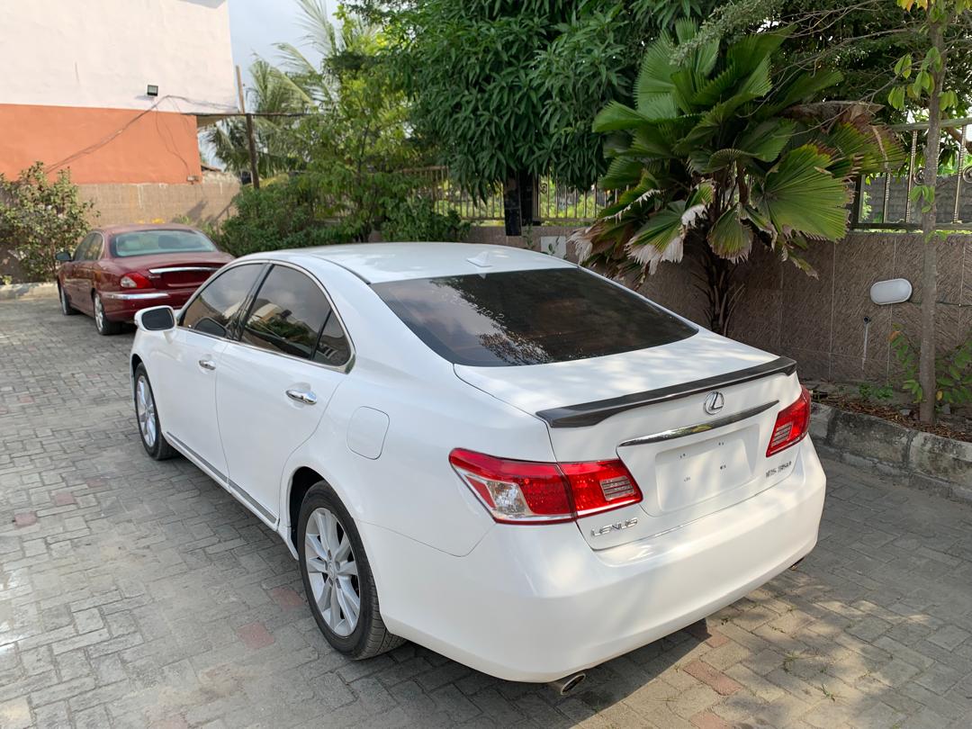 Car Image 7