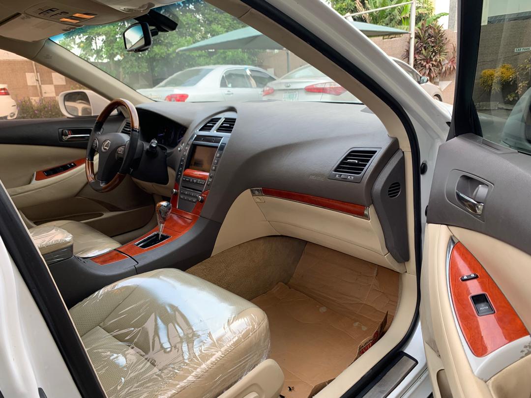 Car Image 5