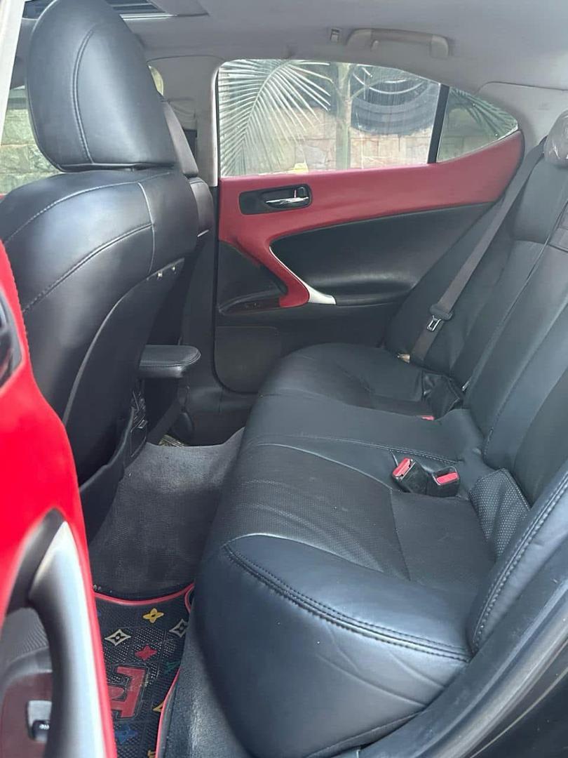 Car Image 3