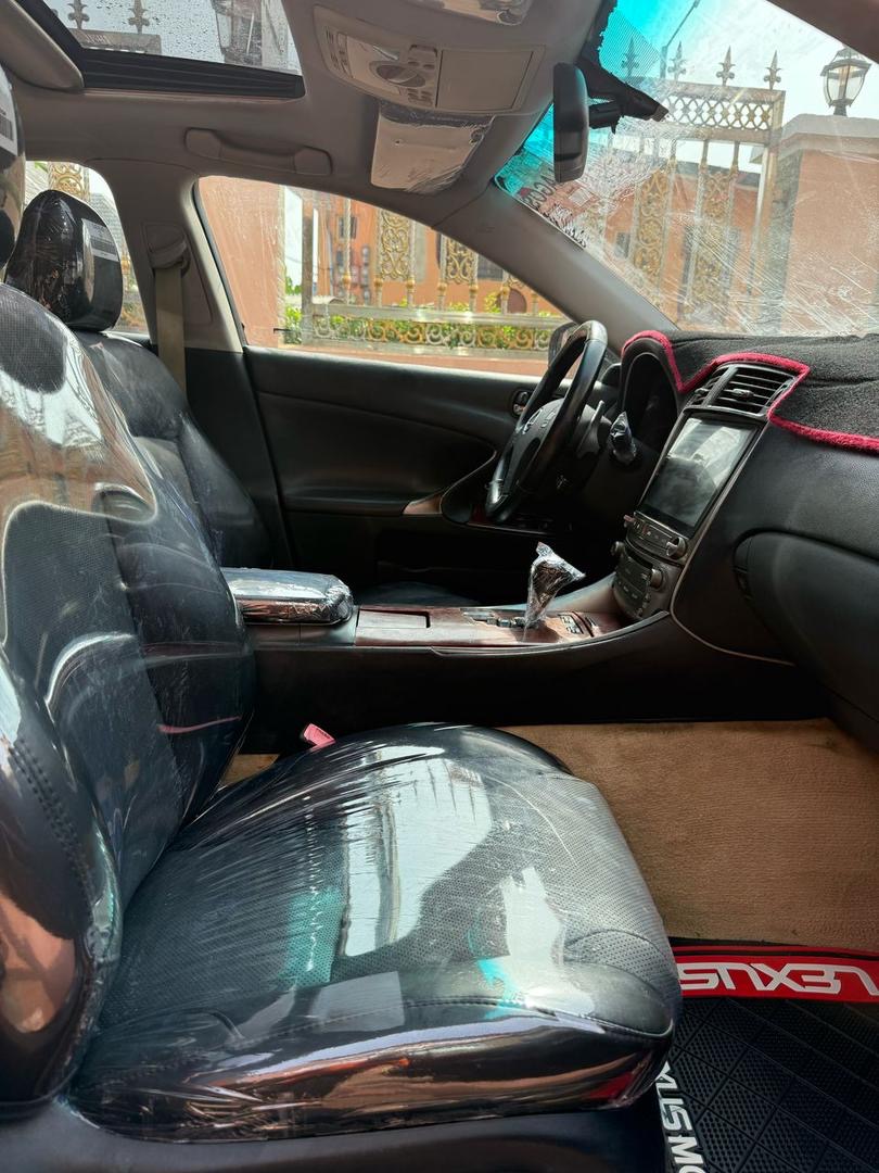 Car Image 6