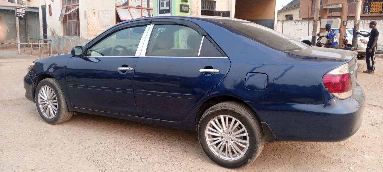 Car Image 5