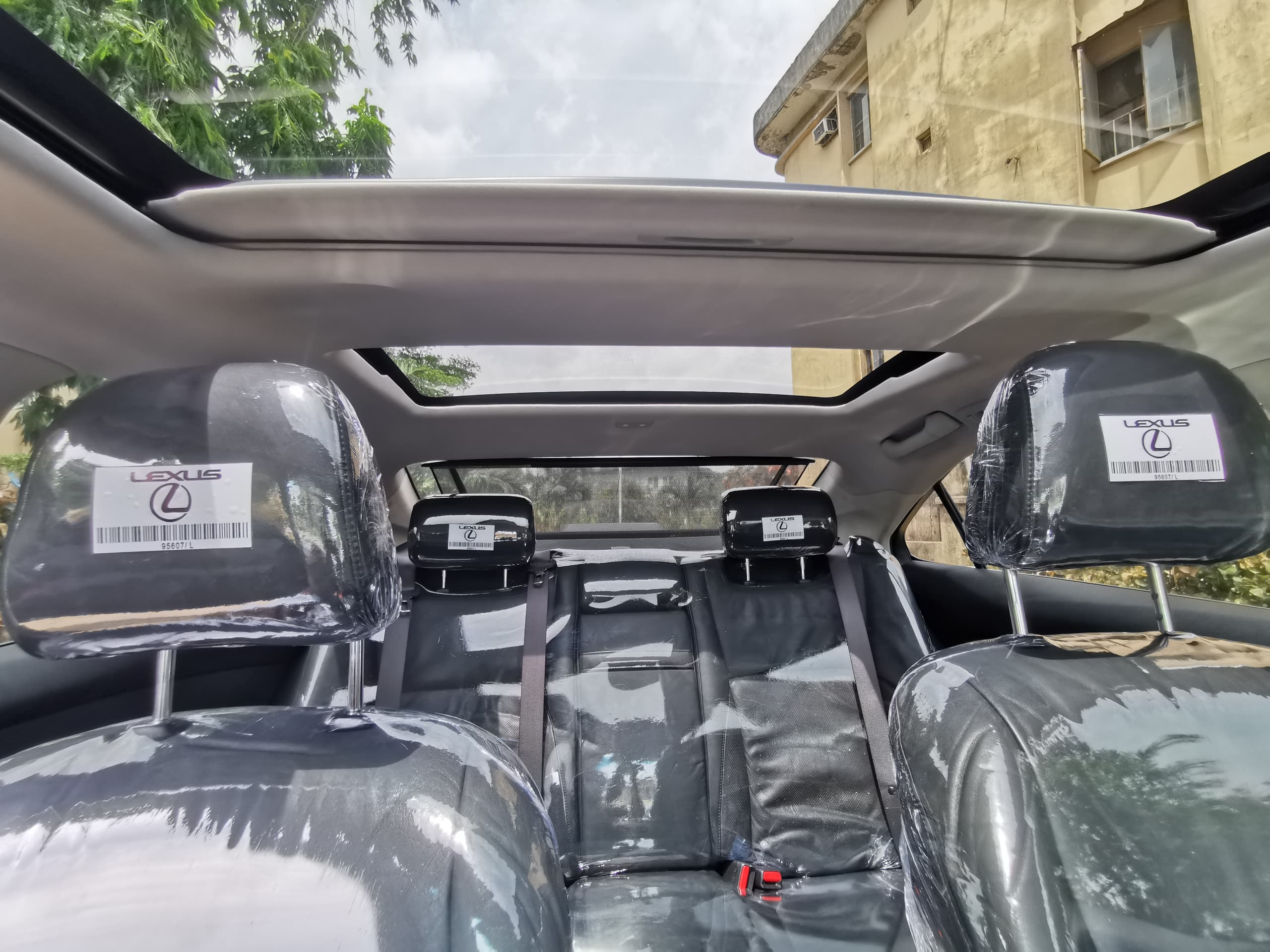 Car Image 8