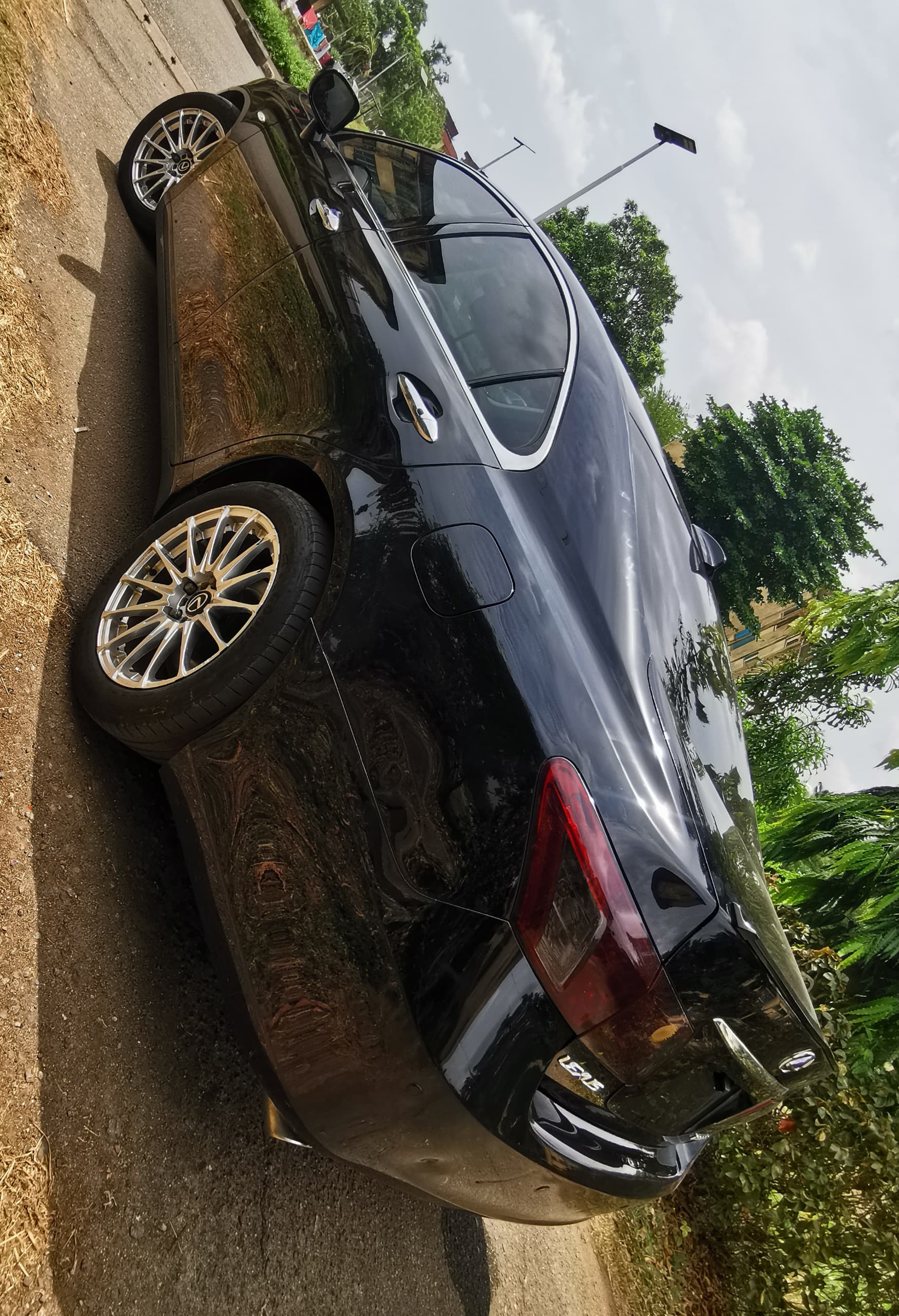 Car Image 5