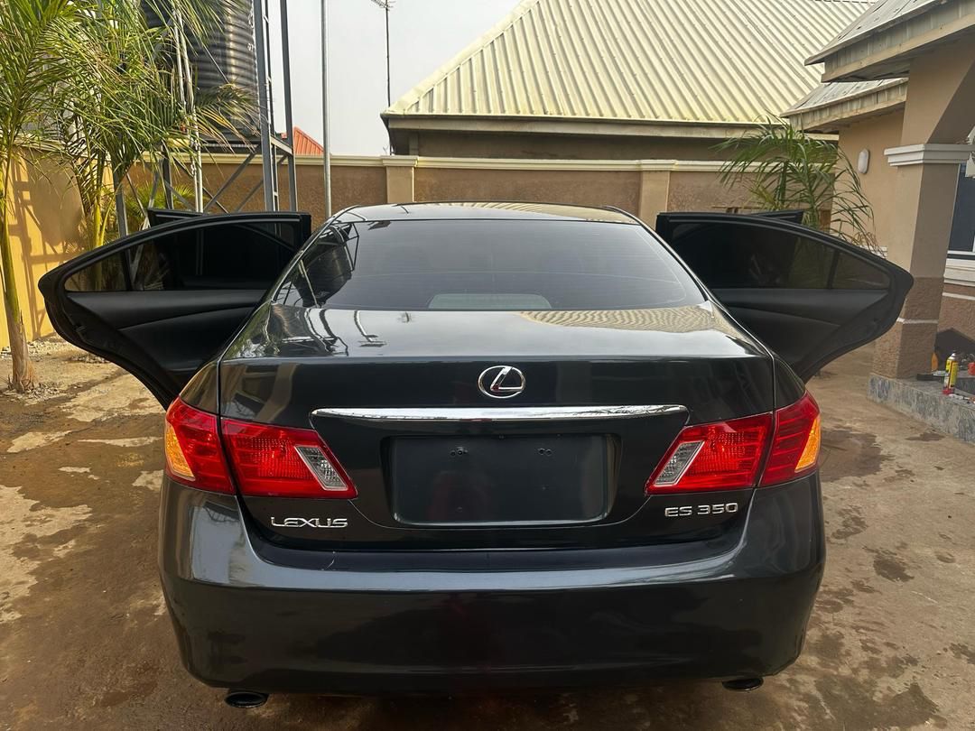 Car Image 12