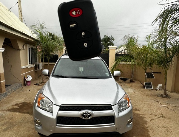 TOKS STANDARD KEYLESS 2010 TOYOTA RAV4 LIMITED FOR SALE