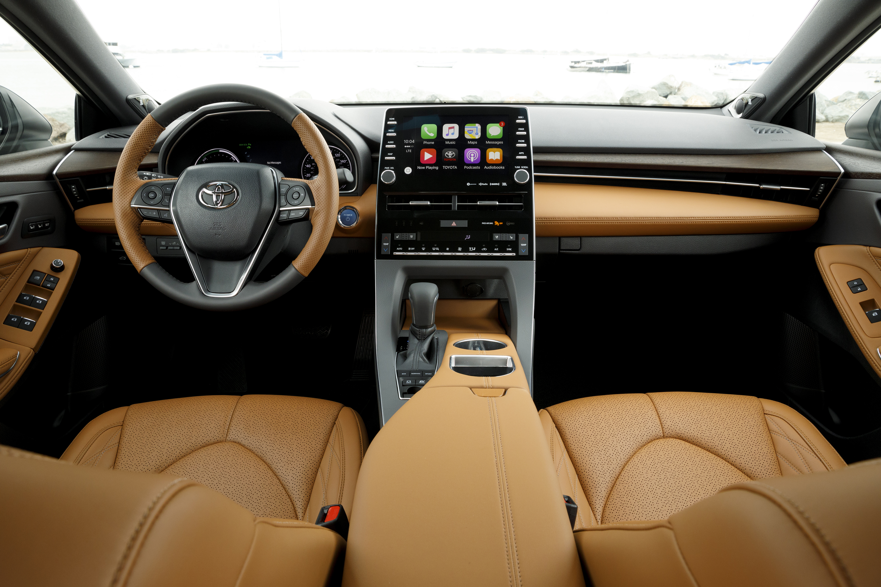  Toyota Avalon hybrid 