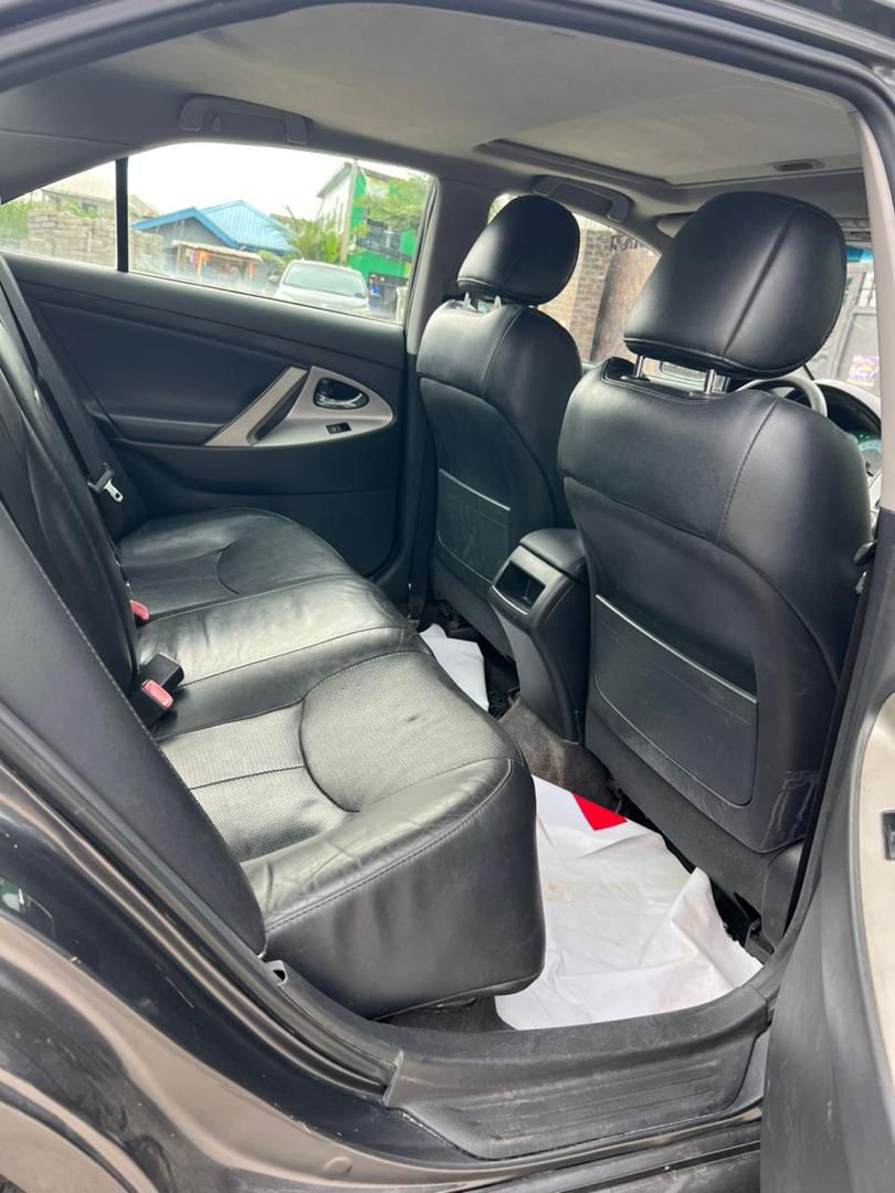 Car Image 7