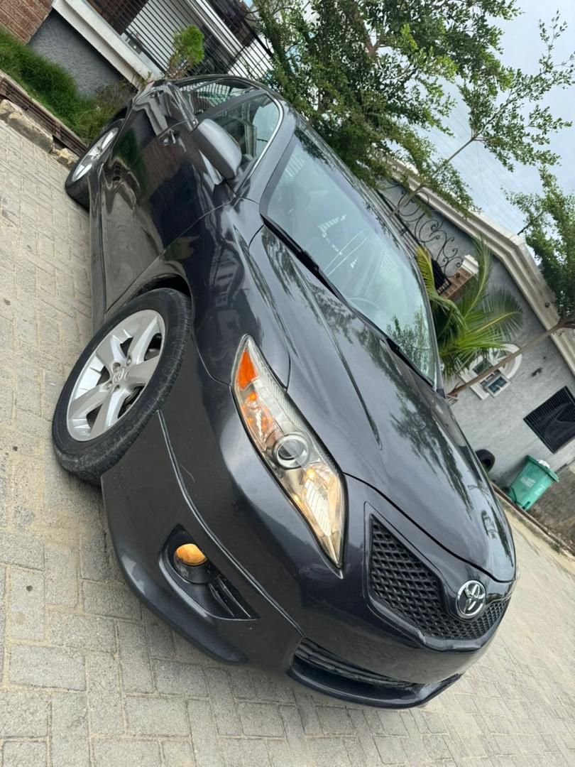 Car Image 4