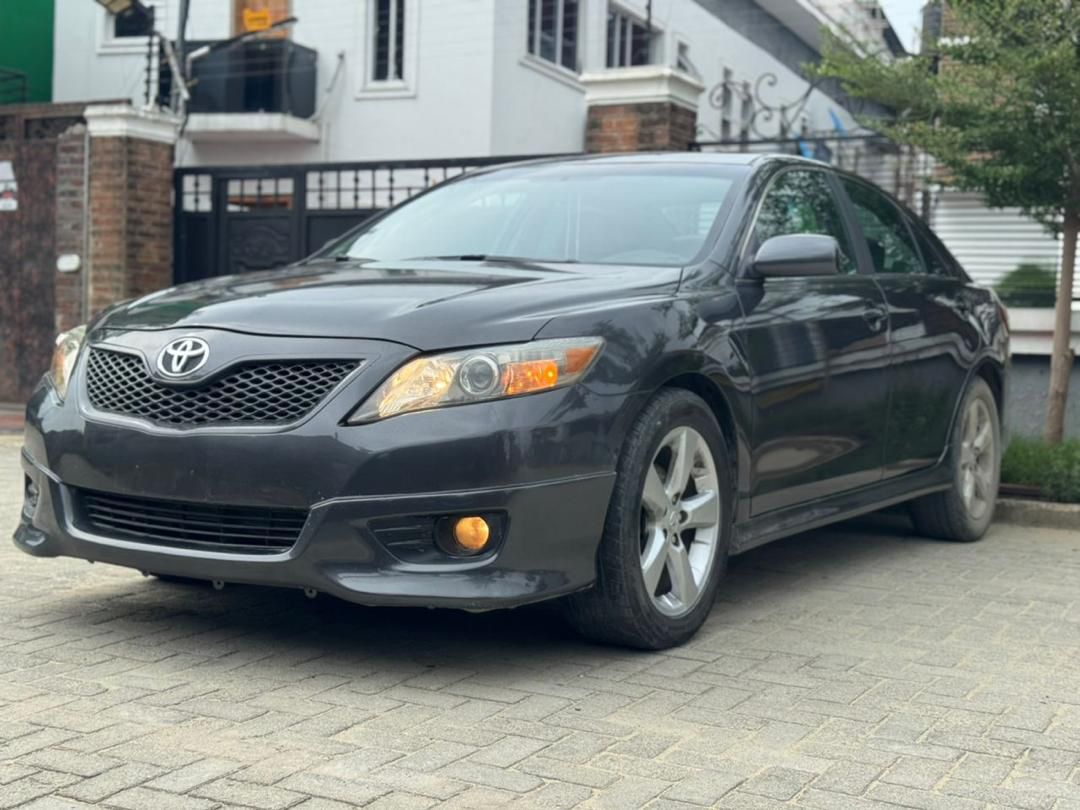 Car Image 2