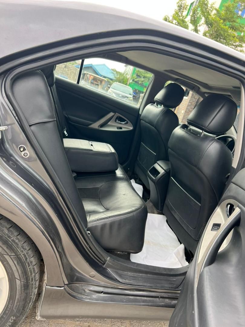 Car Image 8
