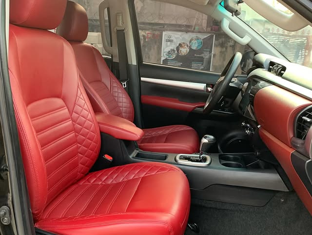 Car Image 6