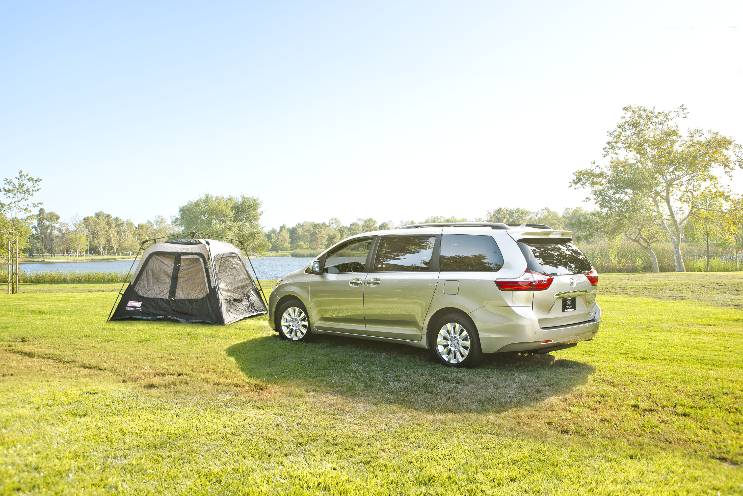  Toyota Sienna 
